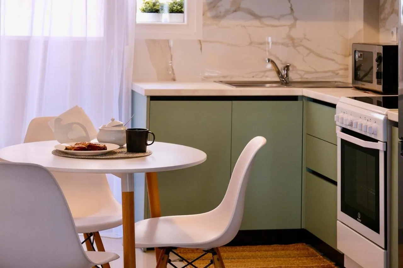 East Coast Thessaloniki Apartment